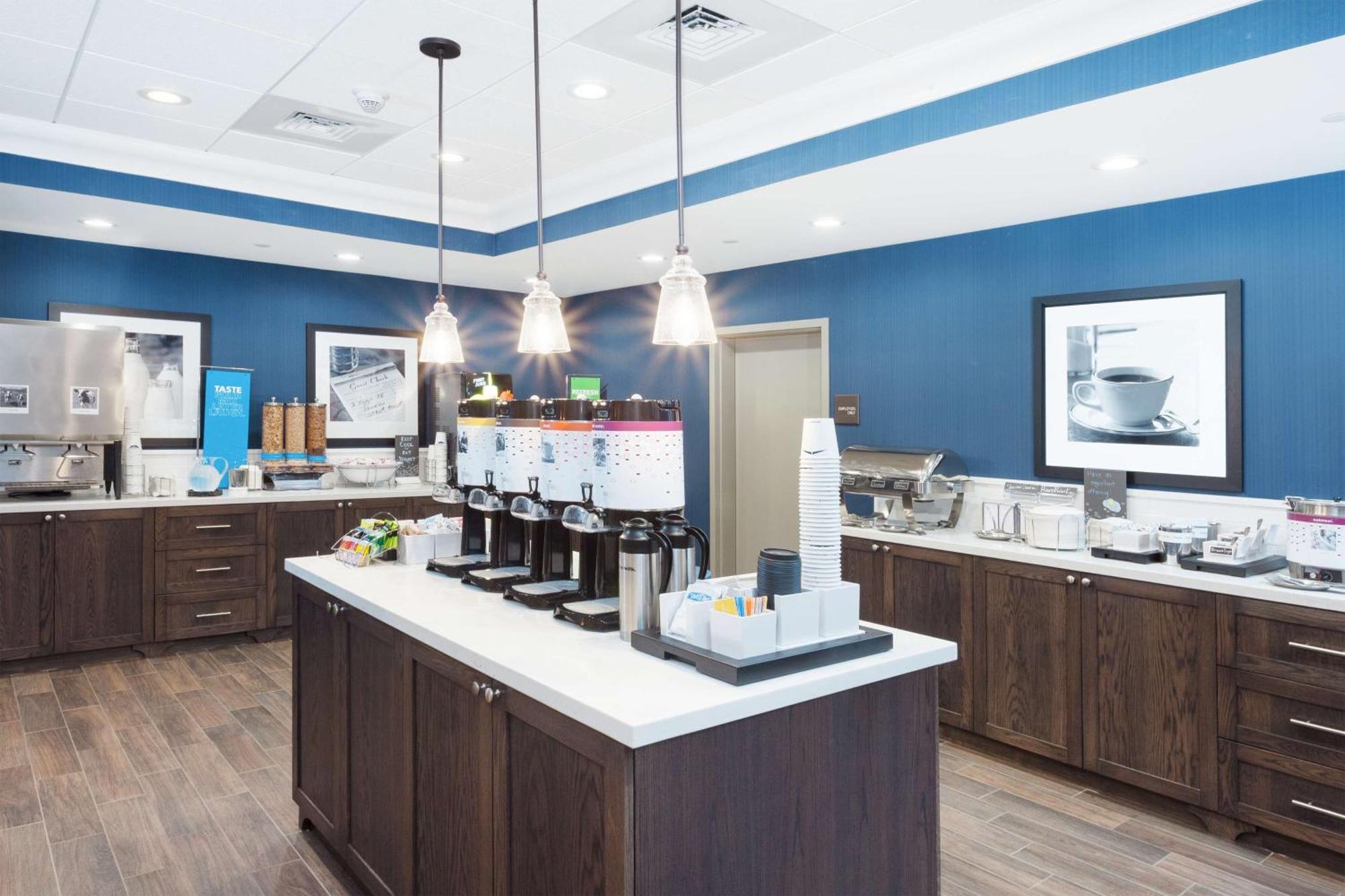 Hampton Inn Kennebunk Kennebunkport Me מראה חיצוני תמונה